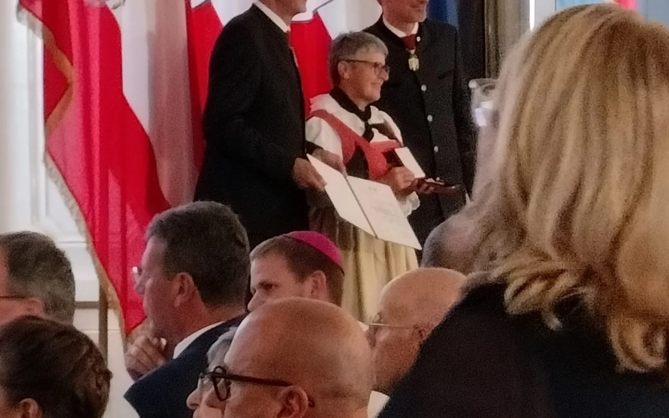 3_Verdienstmedaille M.TH.Jageregger.jpg